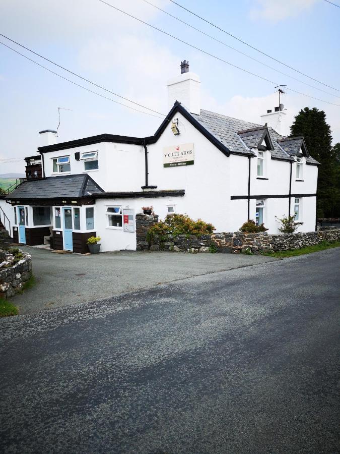 Y Giler Arms Hotel Pentrefoelas Buitenkant foto